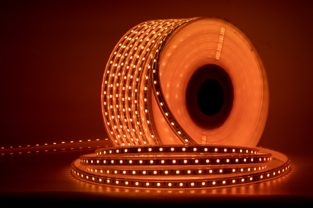 5050 220V 60led RGB IP65 (AMBER)