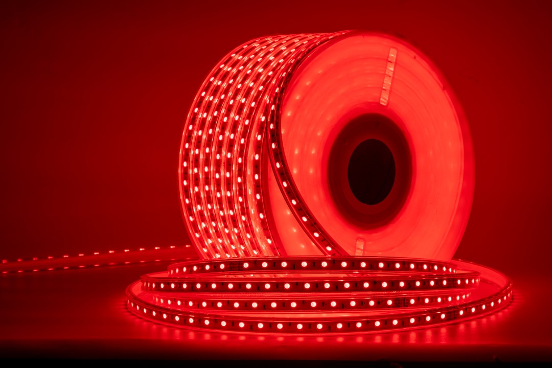 5050 220V 60led RGB IP65 (RED)
